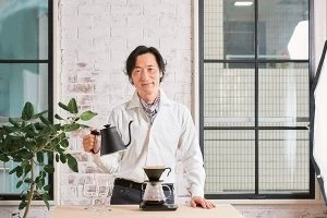 Hario V60 Metal Dripper 02 β Matte Black - Image 3