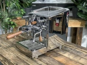 Izzo Vivi PID 1 Group Flick Taps Stainless With Timber Kit – New - Image 4