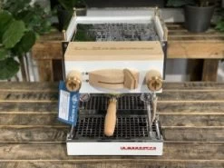 La Marzocco Linea Mini 1 Group New – White W. Light Timber & Brass Rack